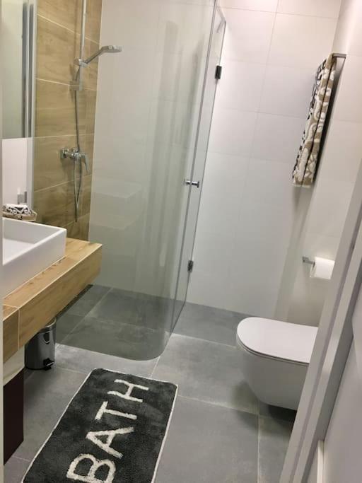 New Apartment In Slupsk Downtown /Parking Esterno foto
